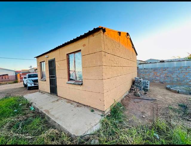 2 BEDROOM HOUSE FOR SALE IN PALM RIDGE